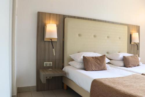 Single Room with Garden View