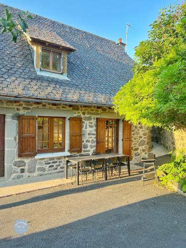 Фасада на хотела, Les Glycines - Maison familiale avec jardin, entre nature et confort in Мюр-дьо-Баре