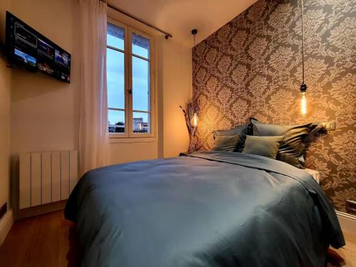 One-Bedroom Apartment image 9
