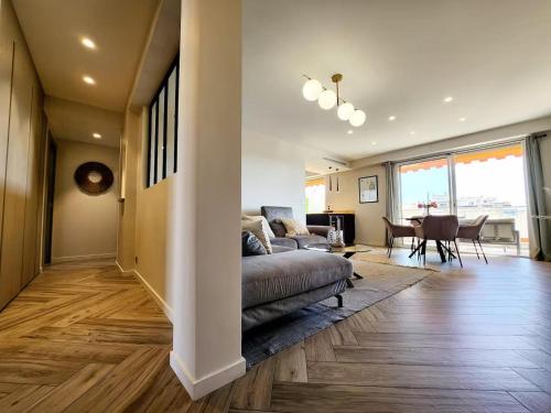 Three-Bedroom Apartment image 5