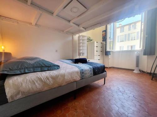 Two-Bedroom Apartment image 4