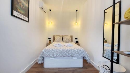 One-Bedroom Apartment image 1