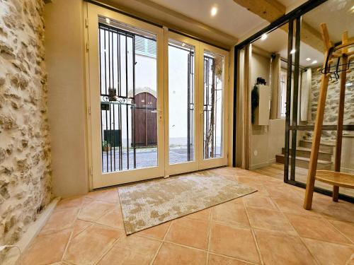 Three-Bedroom House image 10
