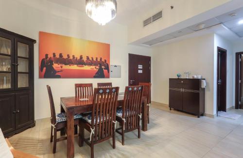Elite LUX Holiday Homes - Serene 1BR Apartment Near Metro Al Furjan Dubai, Dubai (photo 9)