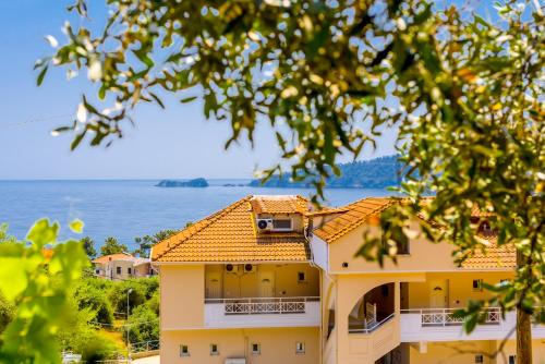Nature Lovers-Golden Beach in Thassos