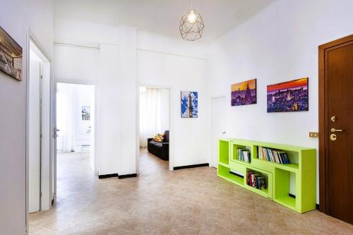 GuestHost - Metro Dinegro - Comfy Apartment, Janov (fotografie 8)
