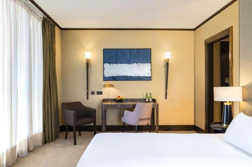 Premium Double or Twin Room image 4