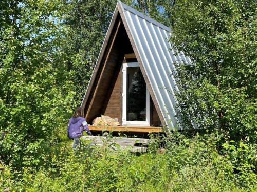 Off-Grid Glamping med Eldstad och Grillplats in Borgafjall