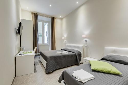 Vaticano 38 Suites Room Type - Triple Room