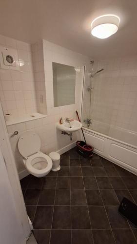 Urban Oasis 2BR City Centre Apartment - Balcony, Manchester (fotografie 9)