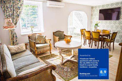 Facilities, 4 bedroom 166m2 apartment with sauna in the city 600m from the beach in a quiet family residence in Kuressaare