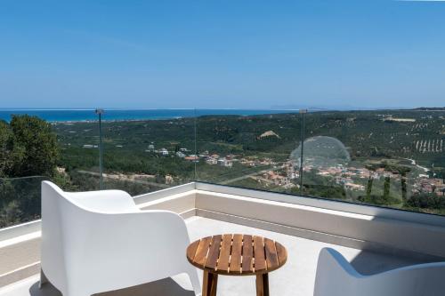 Ataraxia Villa near Monumental Olive Tree of Vouves