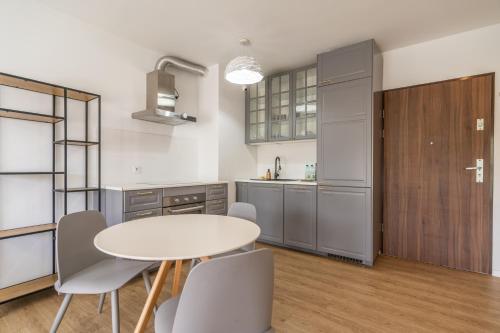 Cozinha, Park Śląski Charming Apartment by BookingHost (Park Slaski Charming Apartment by BookingHost) in Welnowiec