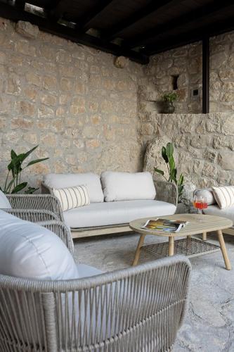 Heritage house Stone Orchard in Orasac