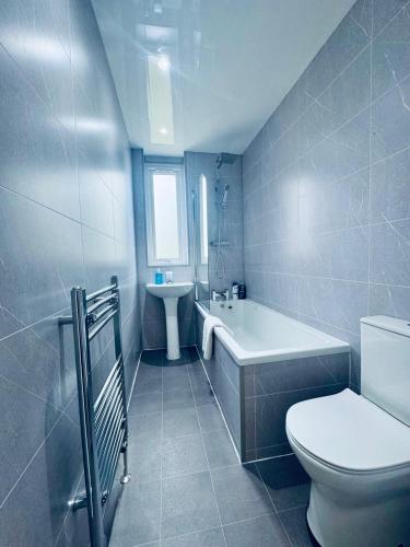 Modern 2 Bedroom with extra Loft Bedroom, Glasgow (zdjęcie 8)