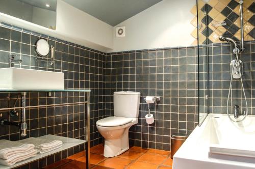 娜瓦拉皇家乡间酒店