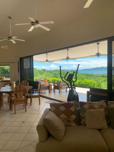 Rõdu/terrass, Villa Mariposa Roma del Mar - Private Pool & Ocean View in Montana Grande