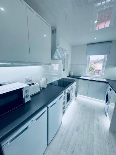 Modern 2 Bedroom with extra Loft Bedroom, Glasgow (zdjęcie 6)