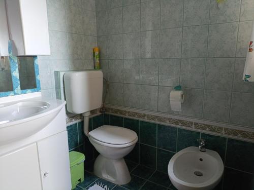 Apartment with Sea View image 5