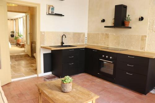 Appartement au pied du château (Appartement au pied du chateau) in ล็องแฌ