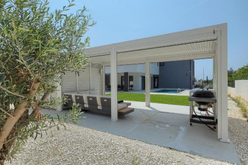 Villa Laura in Liznjan