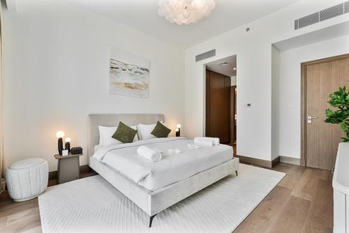 Stylish 1 BR in Canal Front with Pool and Gym Access, Dubai (photo 7)