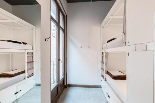 Bed in 4-Bed Dormitory Room image 4