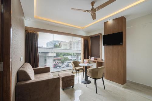 Elmas Suites Bellandur near Panathuru Kere