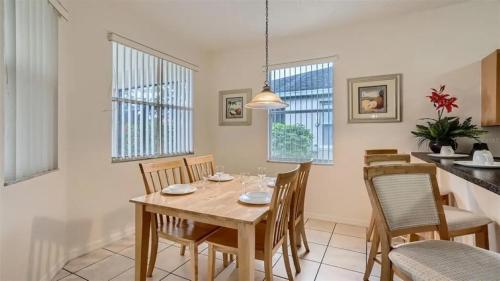Létesítmények, 25% Off Luxe 6BR Pool Home in Haines City (Florida)