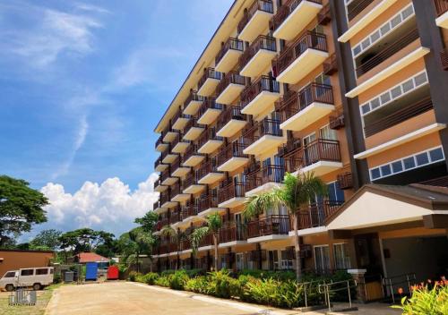 Cozy Apartment Near Airport with Free Parking, Pool and Gym - B2 7Opals, Puerto Princesa City