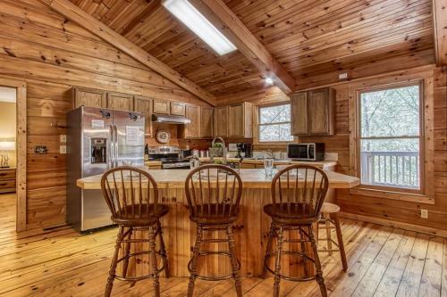 Cades Cove Escape By Avada Properties near Cades Cove