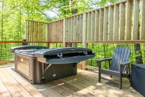Smoky Mountain Secret By Avada Properties in Caton (TN)