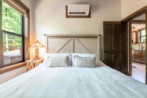 Smoky Mountain Secret By Avada Properties in Caton (TN)