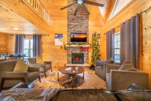 Smoky Ridge Retreat By Avada Properties – khách sạn tại Ngoại ô Pigeon Forge