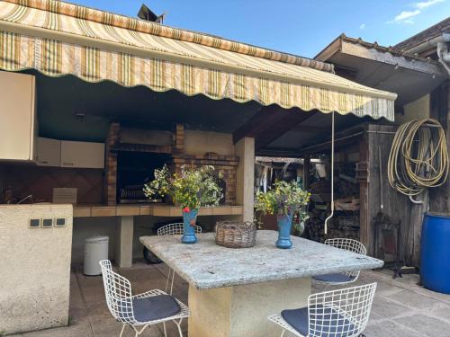la maison de la Felicidad in Marcellaz-Albanais