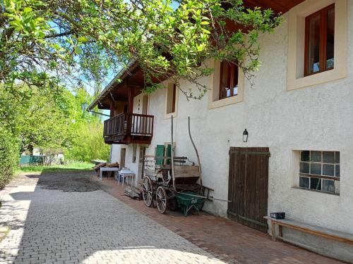 la maison de la Felicidad in Marcellaz-Albanais