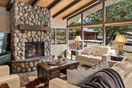 Desert Design with Hot tub and Creek Access for Family