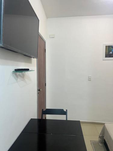 Suite 5, Casa Amarela, Primeiro Andar, Nova Iguaçu (Foto 10)