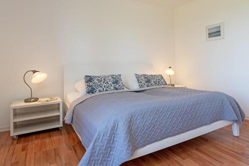 Apartment with Terrace image 10