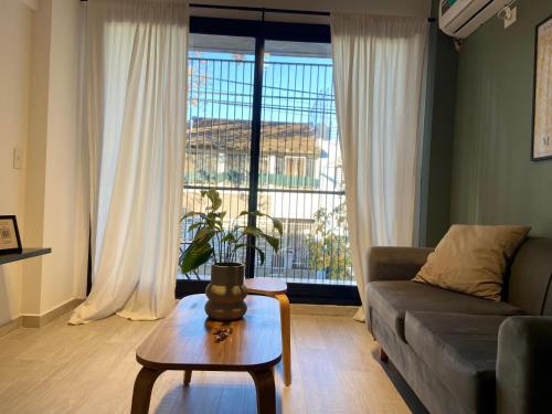 One-Bedroom Apartment image 6
