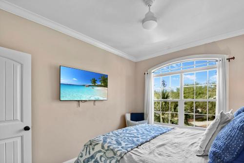 Three-Bedroom Apartment image 9