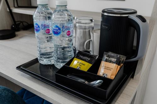 OYO Boston Court Hotel - image 6