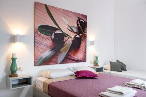 1 king bed, 1 twin bed