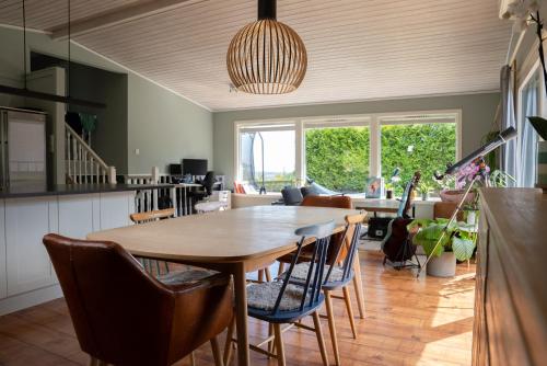 Sunny, Family-Friendly Near Zoo & Local Beaches, Kristiansand (foto 2)