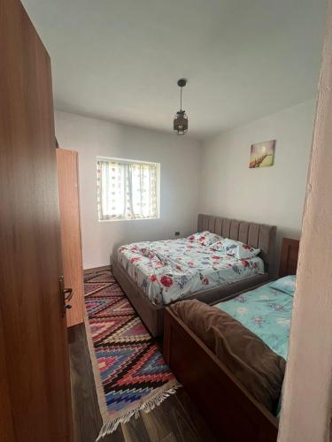 Traditional Albanian Escape Near Tirana in イーベ エ ポシュメ