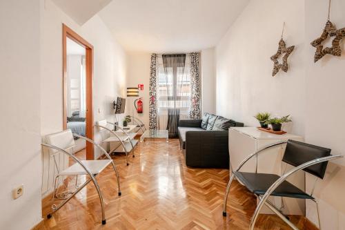 Apartamento turístico mad-aeropuerto ifema, Мадрид