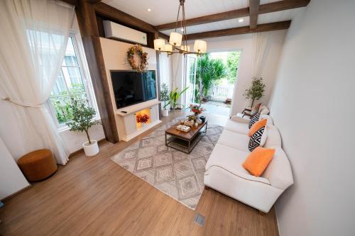Villa with Sea View image 10