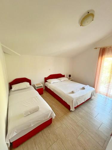 Apartments Dosljak - image 13