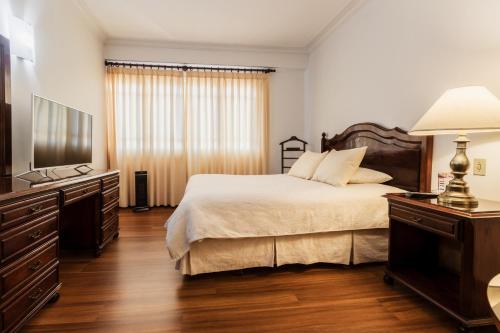 Single Room image 8
