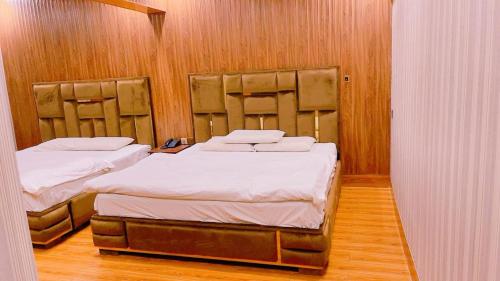 Hotel Sapphire - image 8